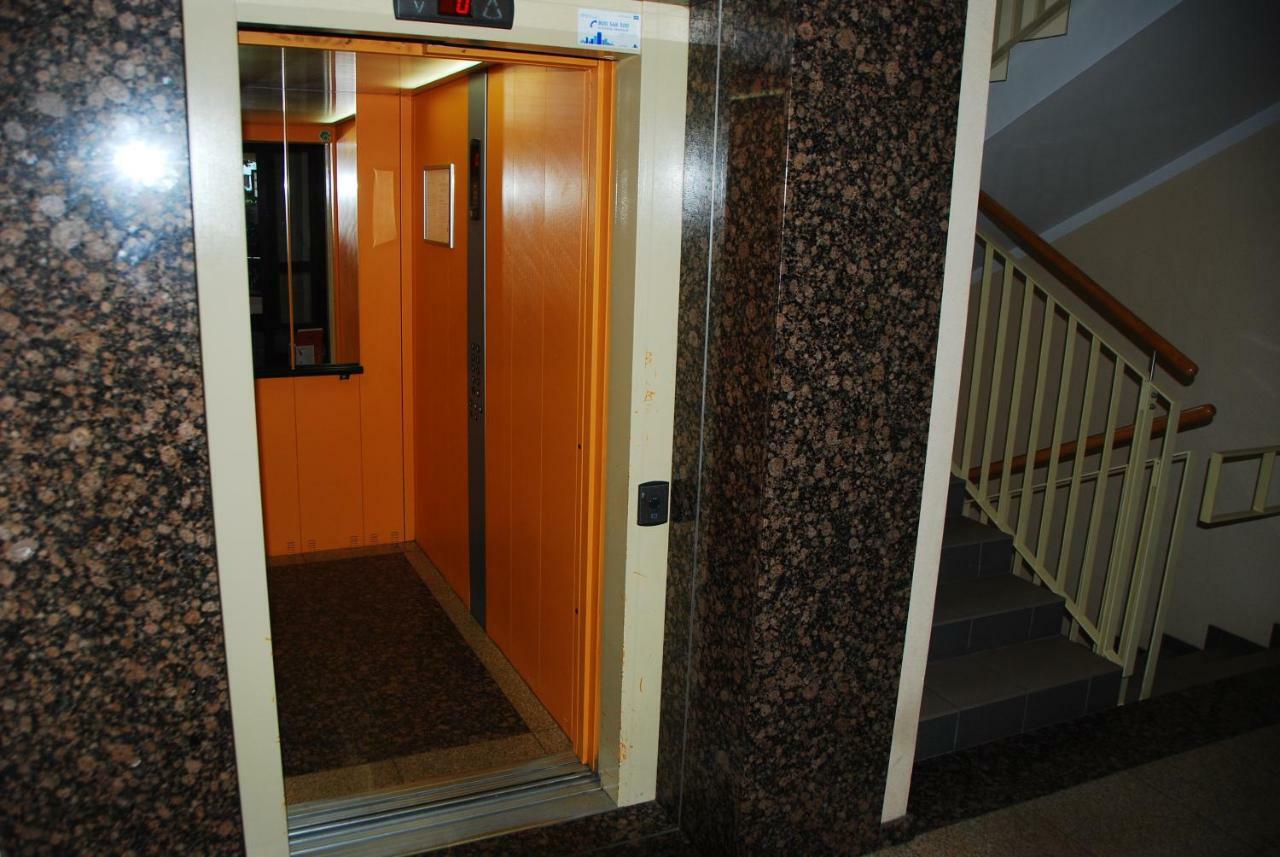 Kasztanowa Apartament 华沙 外观 照片